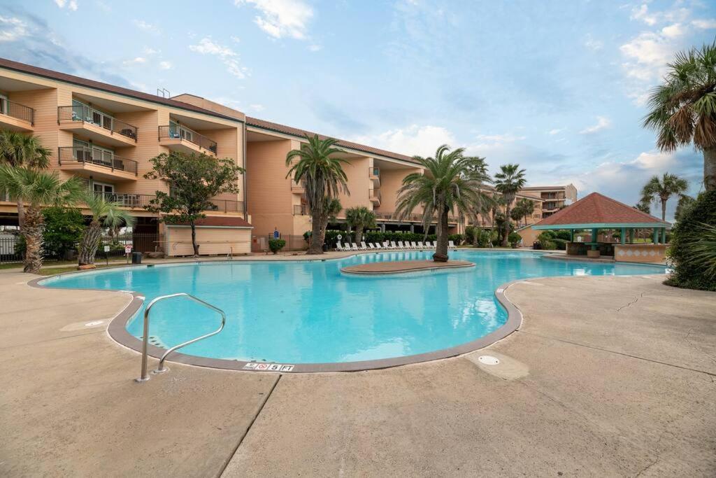 Baca Beach Escape I - 3 Pools - Pet Friendly Galveston Exterior foto